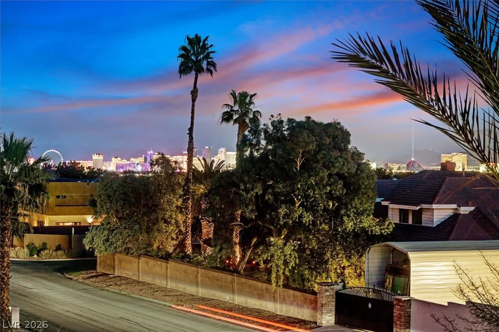 2990 Bella Kathryn, Las Vegas, NV 89117