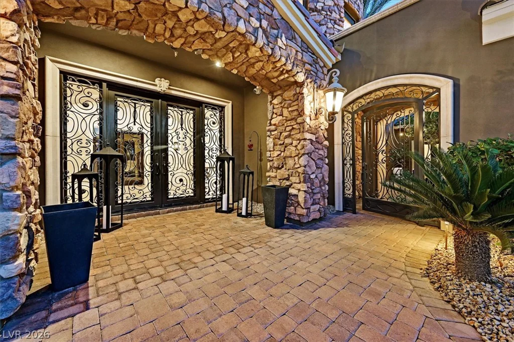 2990 Bella Kathryn, Las Vegas, NV 89117