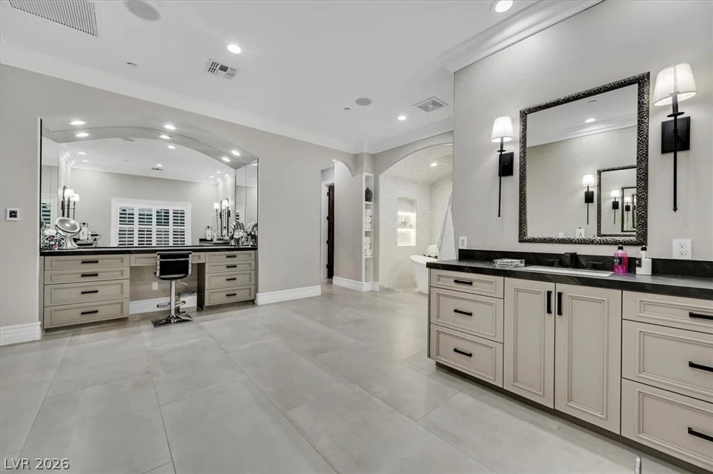 2990 Bella Kathryn, Las Vegas, NV 89117