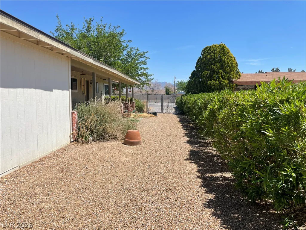 881 Calvada, Pahrump, NV 89048