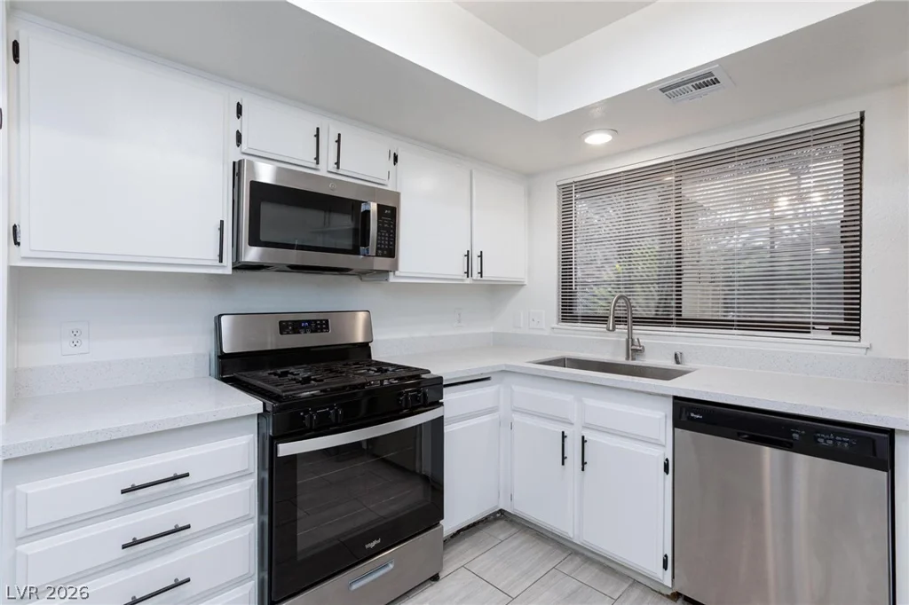 3946 Clear View, Las Vegas, NV 89121