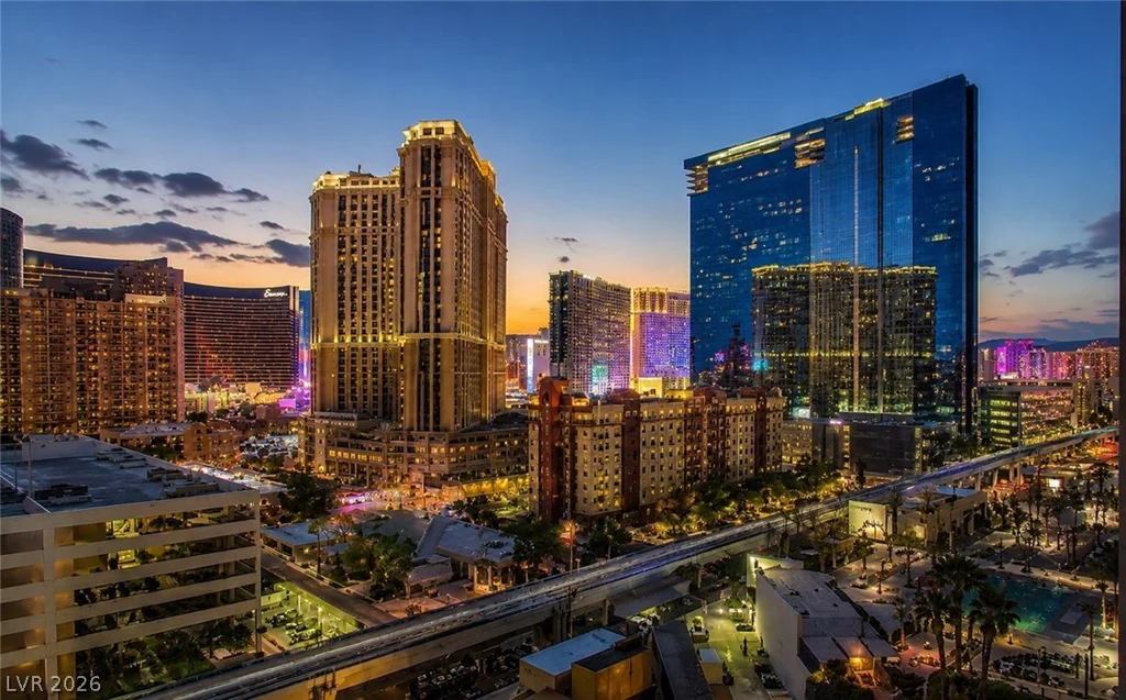 145 HARMON, Las Vegas, NV 89109