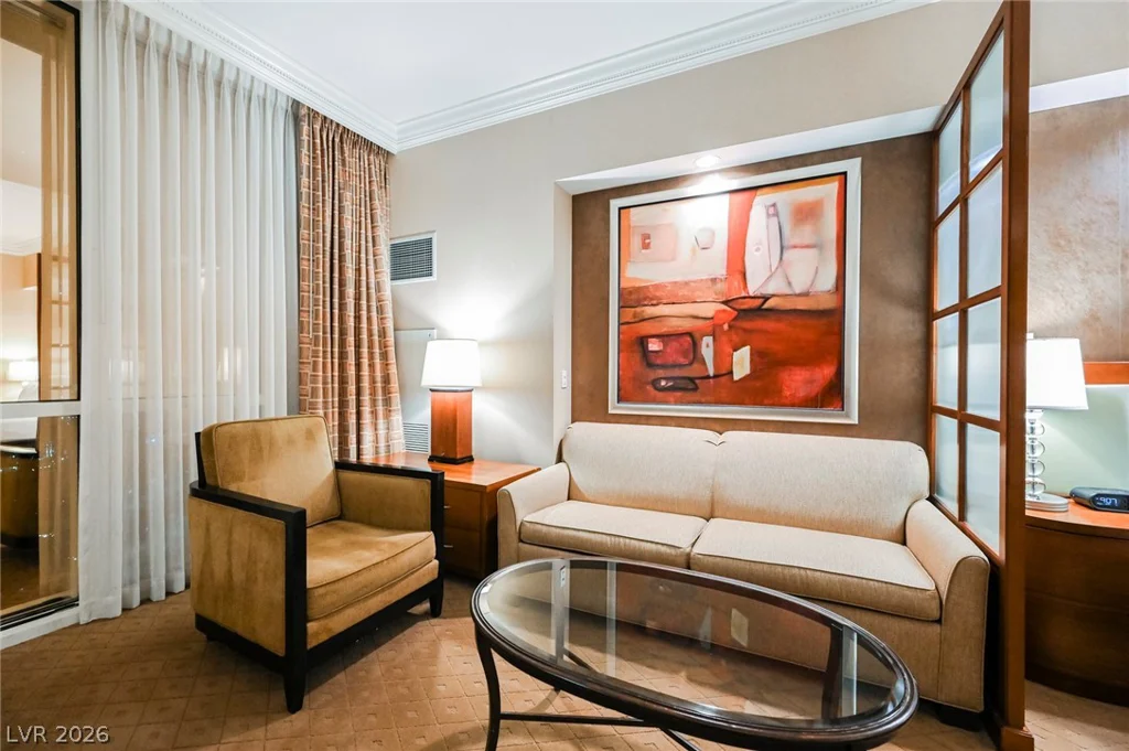 145 HARMON, Las Vegas, NV 89109