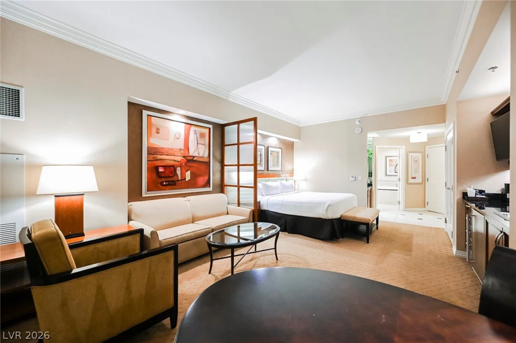 145 HARMON, Las Vegas, NV 89109