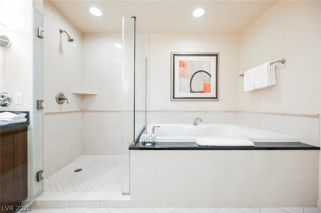 145 HARMON, Las Vegas, NV 89109