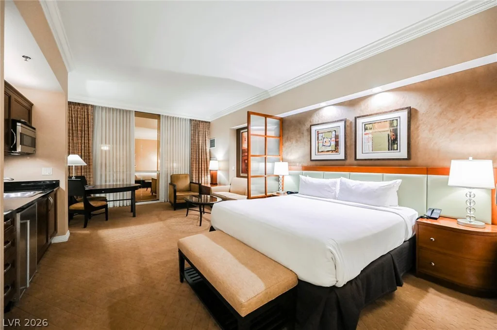 145 HARMON, Las Vegas, NV 89109