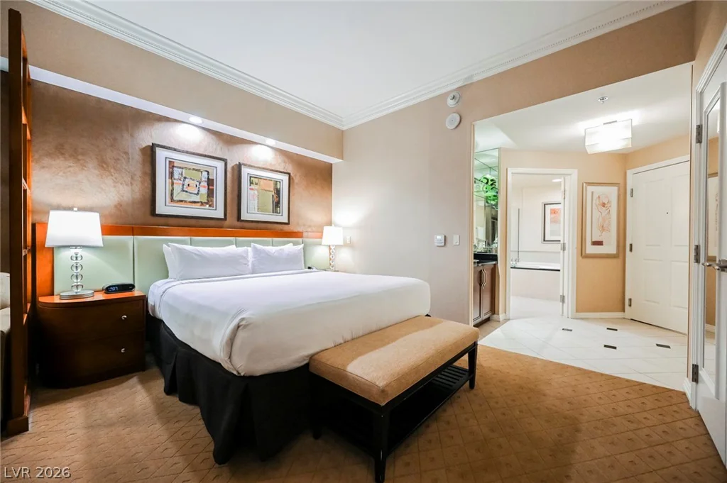145 HARMON, Las Vegas, NV 89109