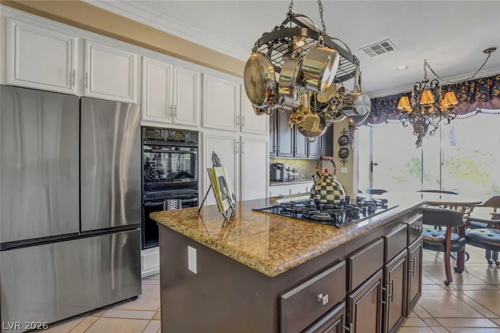 1812 Paseo Overlook, Las Vegas, NV 89128