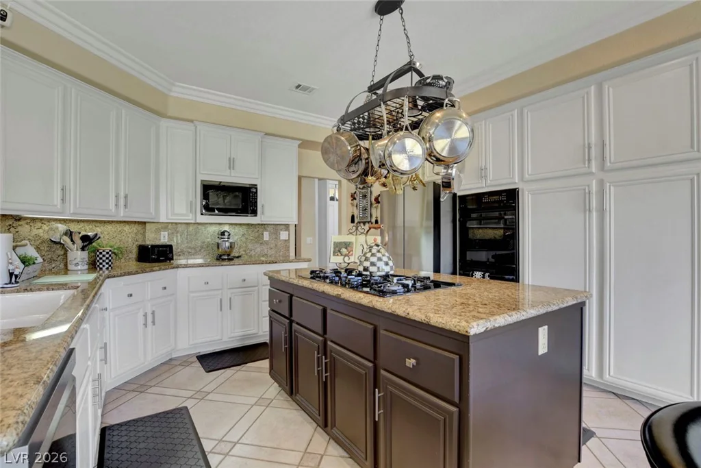 1812 Paseo Overlook, Las Vegas, NV 89128