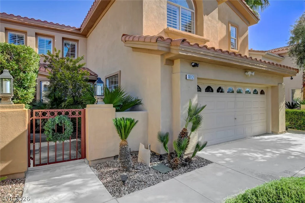 1812 Paseo Overlook, Las Vegas, NV 89128