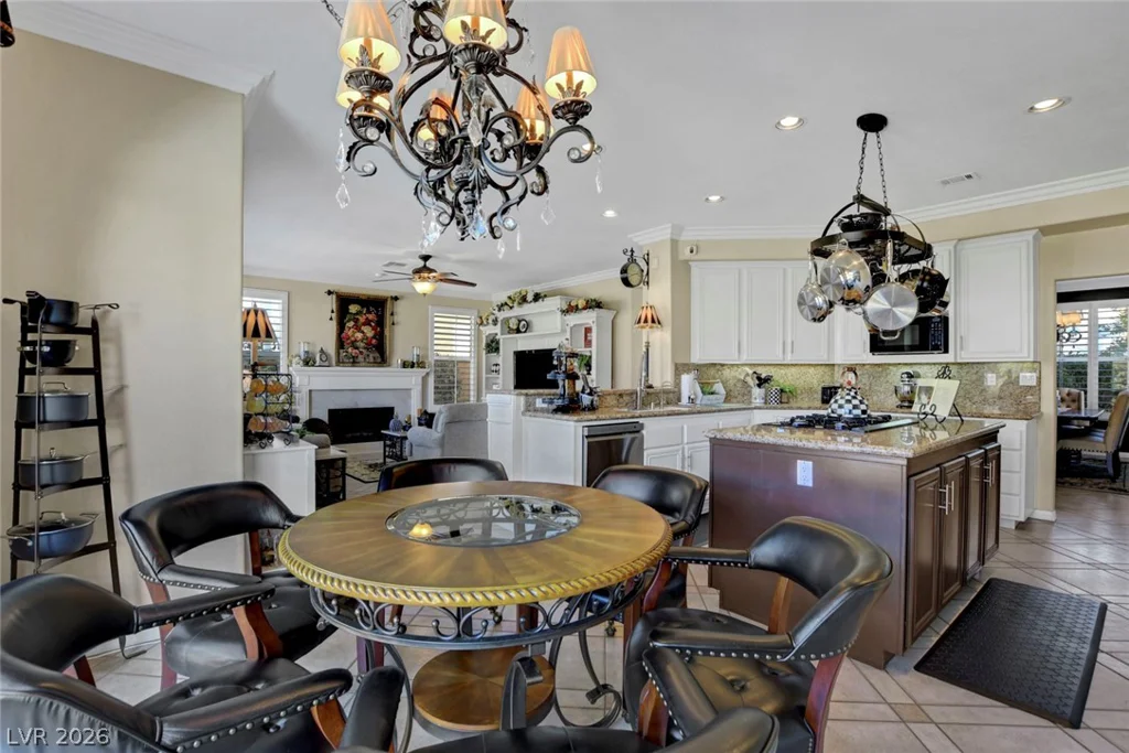 1812 Paseo Overlook, Las Vegas, NV 89128
