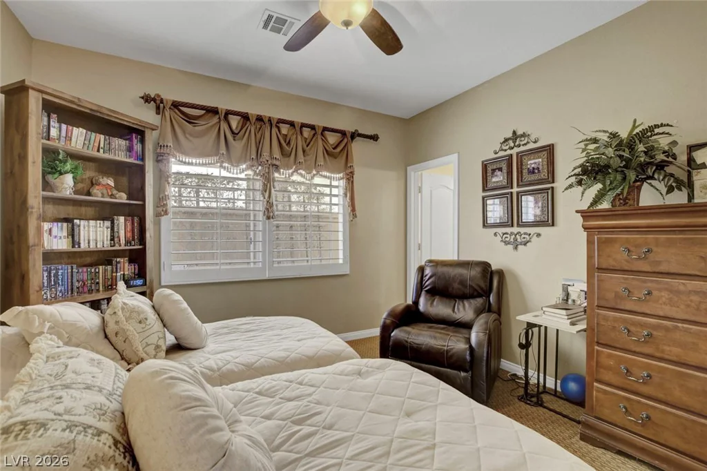 1812 Paseo Overlook, Las Vegas, NV 89128