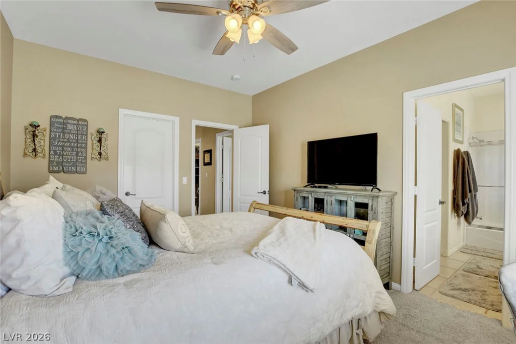 1812 Paseo Overlook, Las Vegas, NV 89128