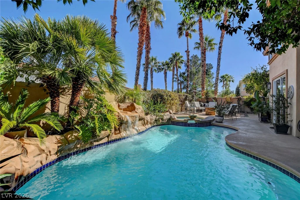 1812 Paseo Overlook, Las Vegas, NV 89128