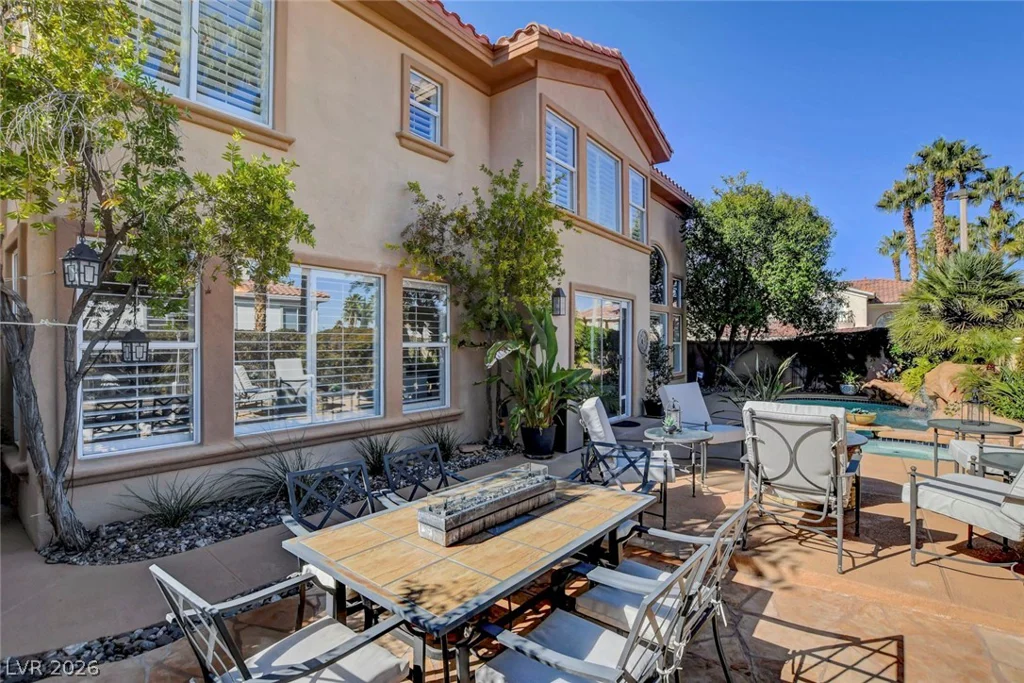 1812 Paseo Overlook, Las Vegas, NV 89128