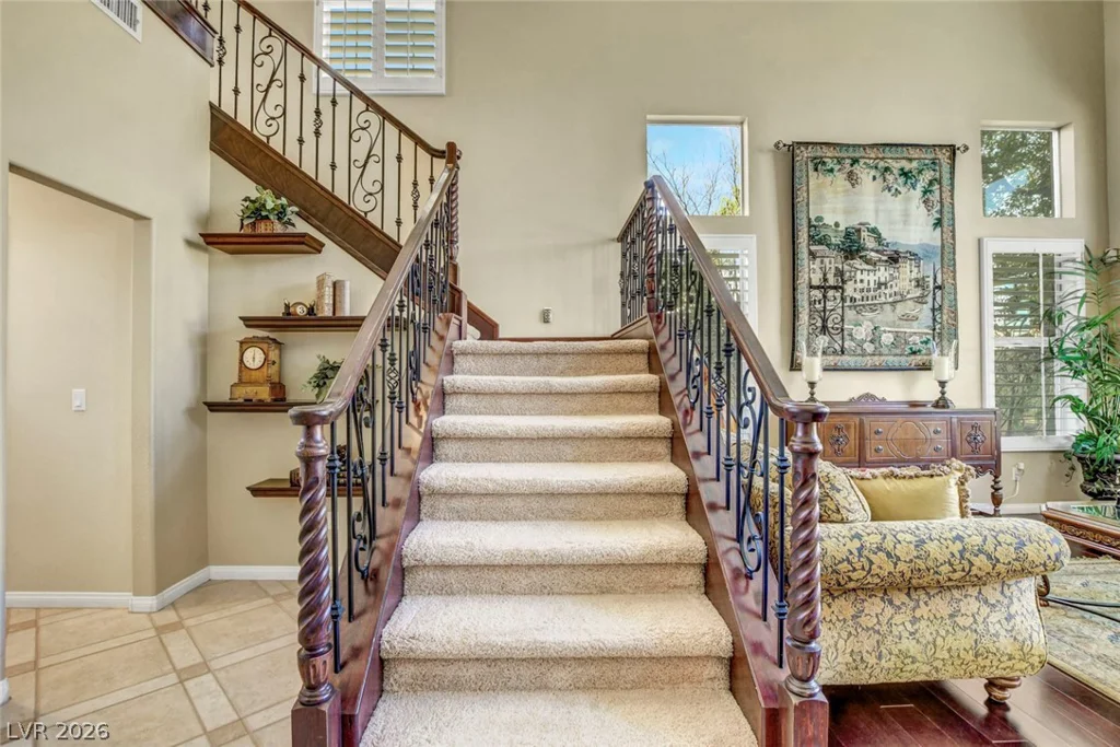 1812 Paseo Overlook, Las Vegas, NV 89128