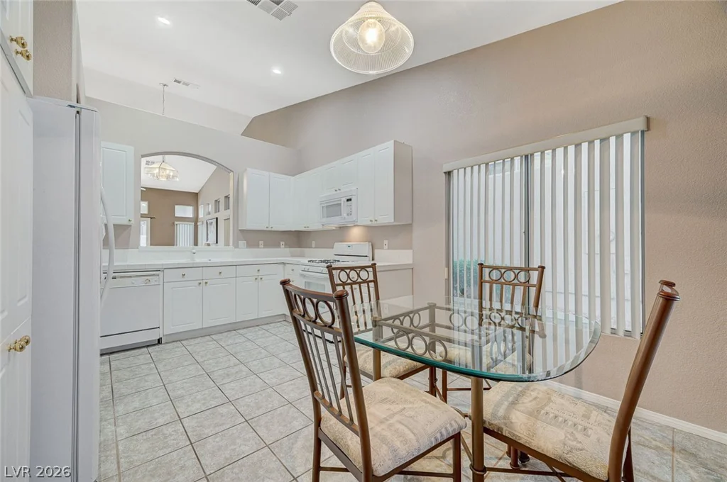 5060 Shadow River, Las Vegas, NV 89148