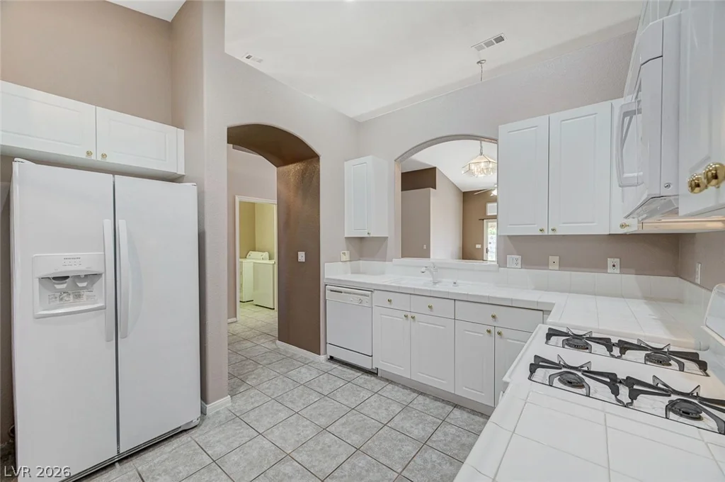 5060 Shadow River, Las Vegas, NV 89148