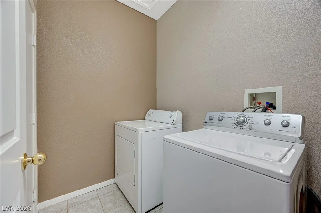 5060 Shadow River, Las Vegas, NV 89148