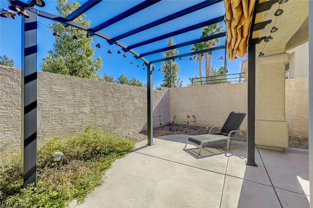 5060 Shadow River, Las Vegas, NV 89148