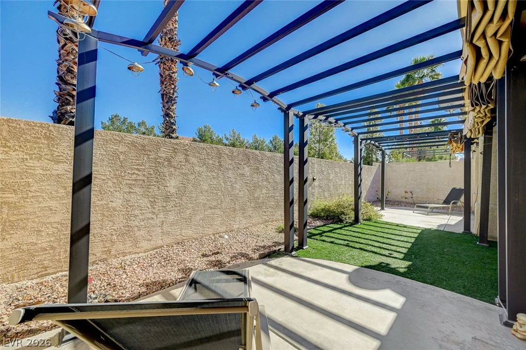 5060 Shadow River, Las Vegas, NV 89148