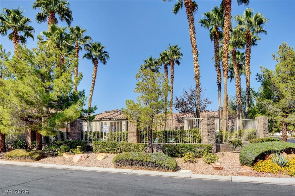 5060 Shadow River, Las Vegas, NV 89148