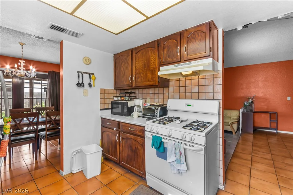 4717 Primavera, Las Vegas, NV 89122