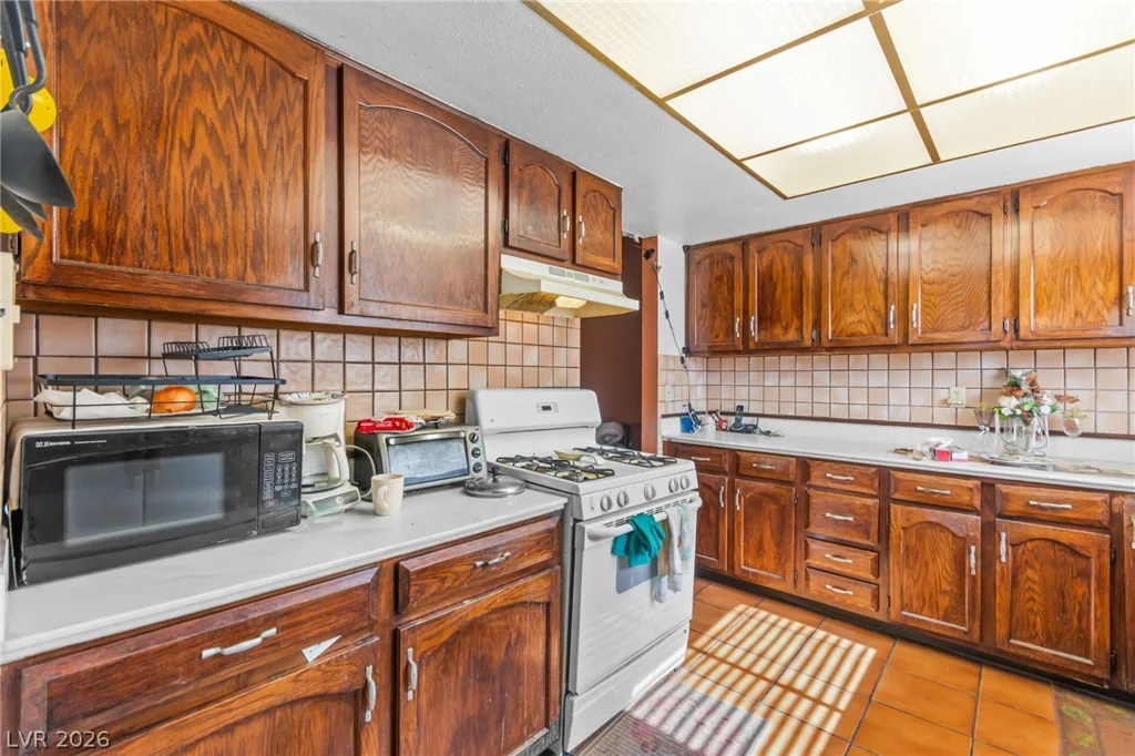 4717 Primavera, Las Vegas, NV 89122