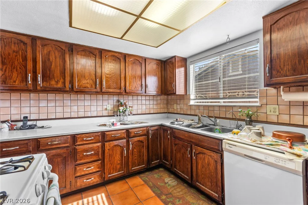 4717 Primavera, Las Vegas, NV 89122