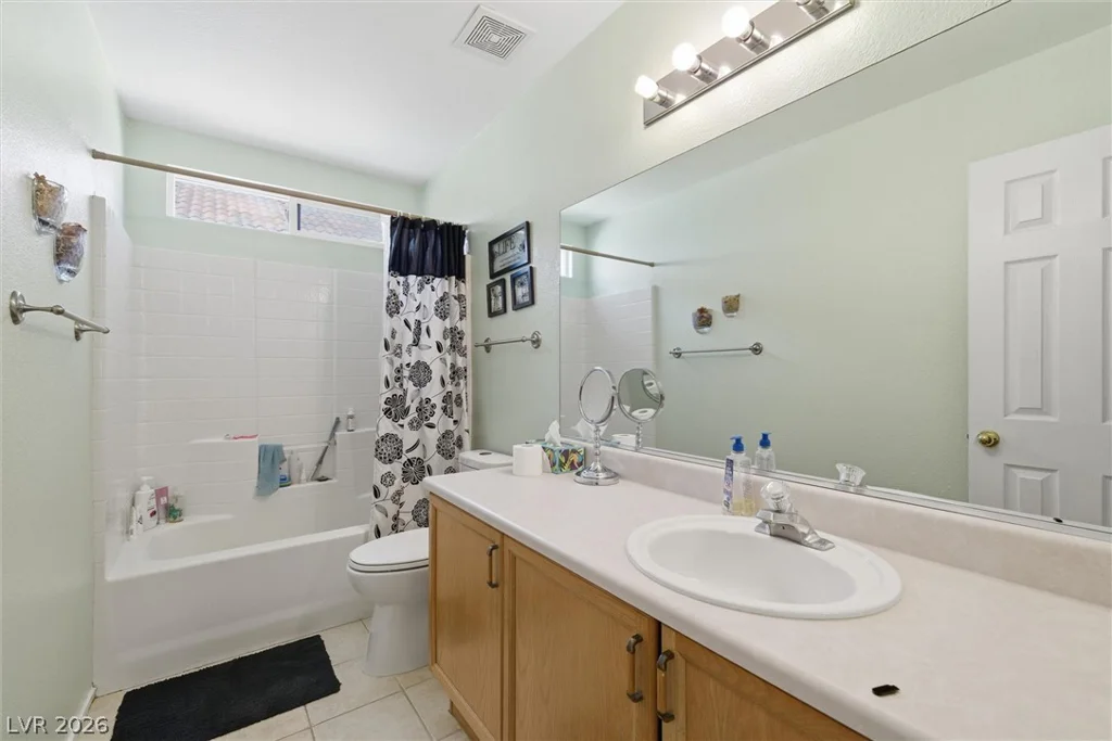 7612 Donald Nelson, Las Vegas, NV 89131
