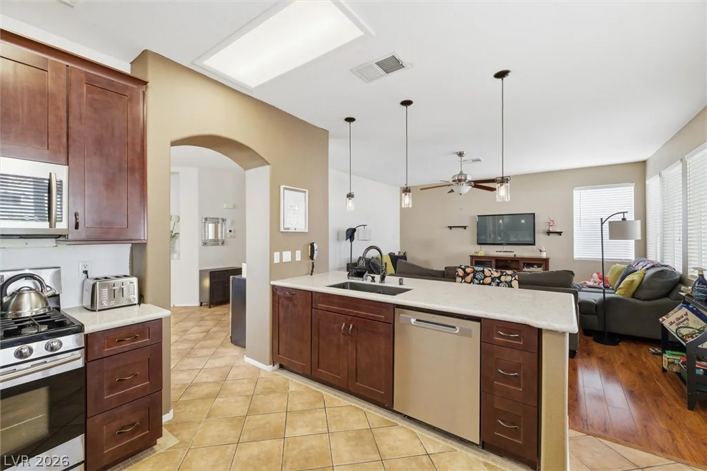 7612 Donald Nelson, Las Vegas, NV 89131