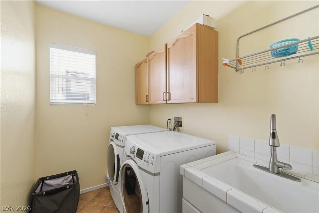 7612 Donald Nelson, Las Vegas, NV 89131