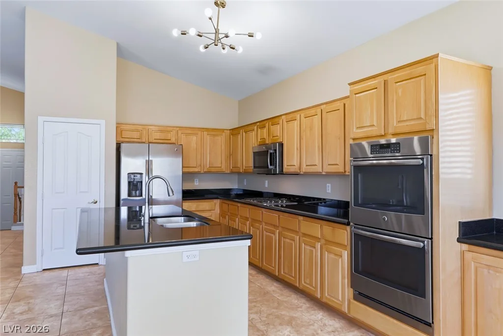 10501 Pacific Palisades, Las Vegas, NV 89144