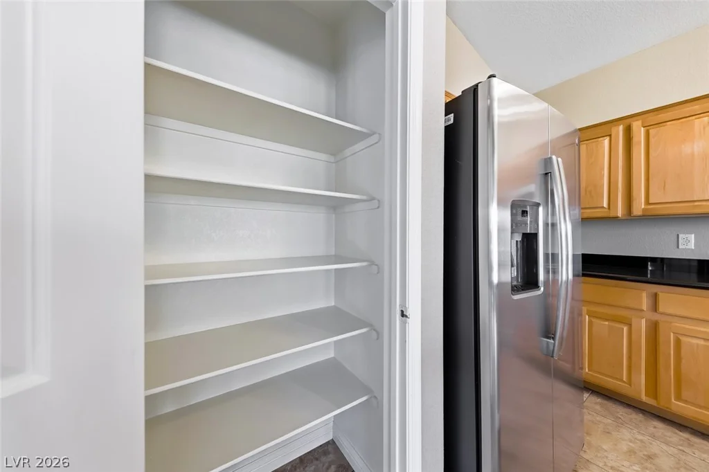 10501 Pacific Palisades, Las Vegas, NV 89144