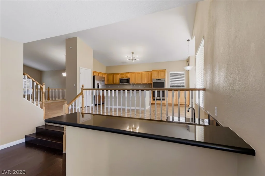 10501 Pacific Palisades, Las Vegas, NV 89144