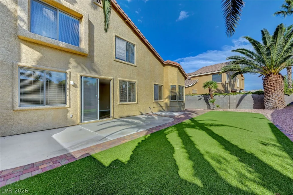 10501 Pacific Palisades, Las Vegas, NV 89144