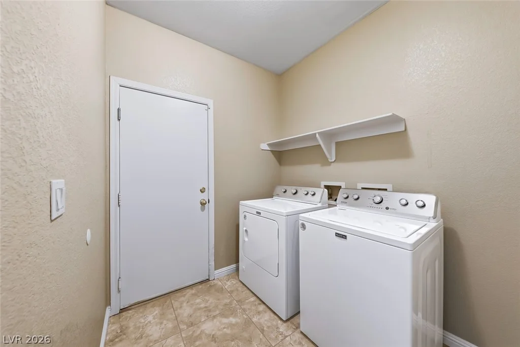 10501 Pacific Palisades, Las Vegas, NV 89144