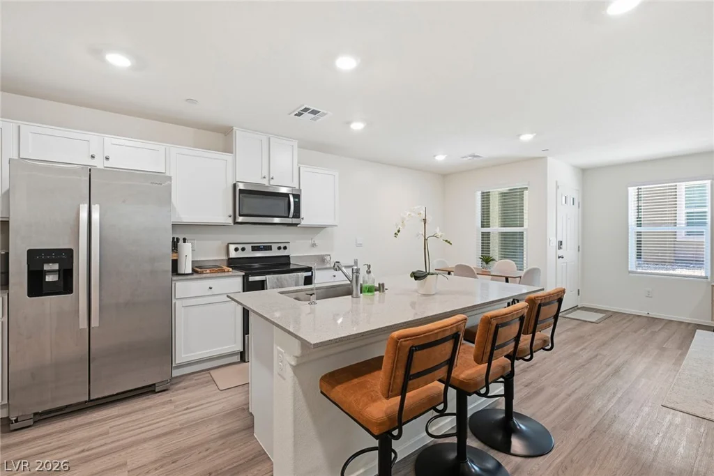9929 Canary Hills, Las Vegas, NV 89141