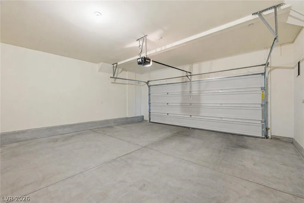 9929 Canary Hills, Las Vegas, NV 89141
