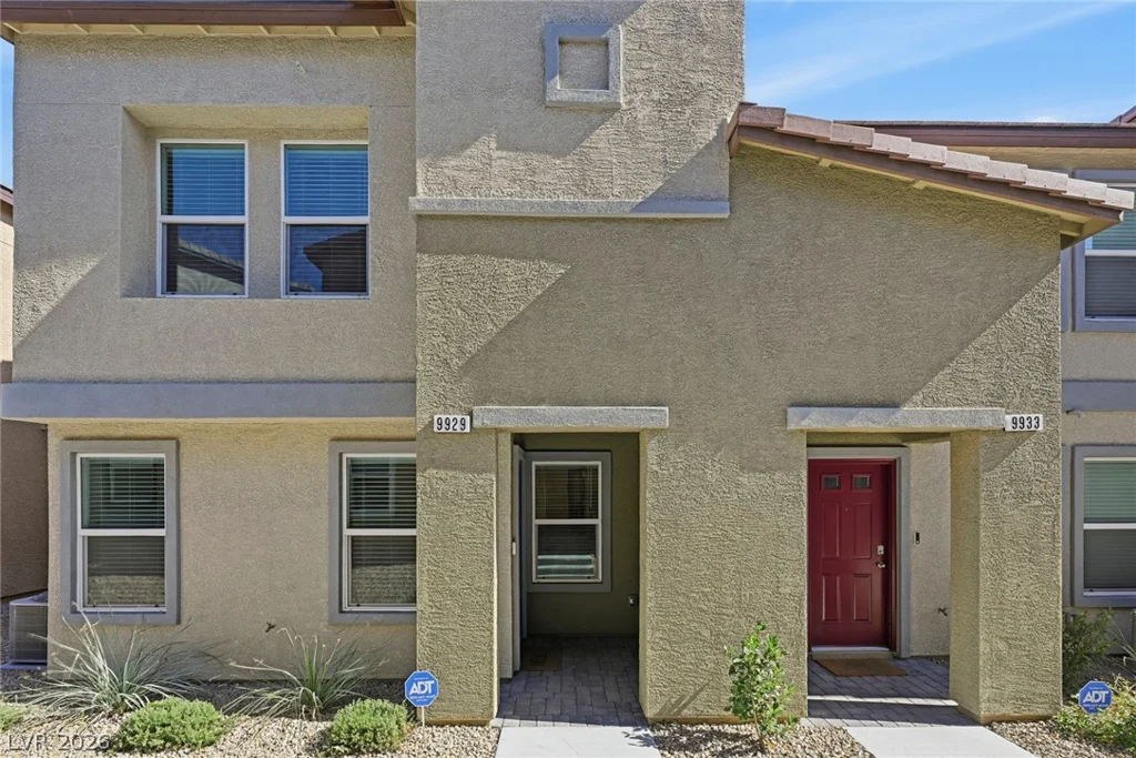 9929 Canary Hills, Las Vegas, NV 89141