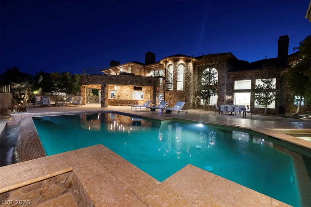 4 Ayden, Henderson, NV 89052