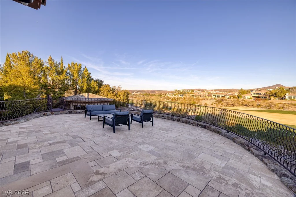 4 Ayden, Henderson, NV 89052