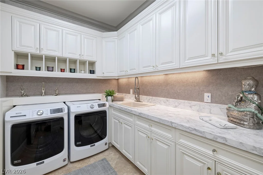 4 Ayden, Henderson, NV 89052