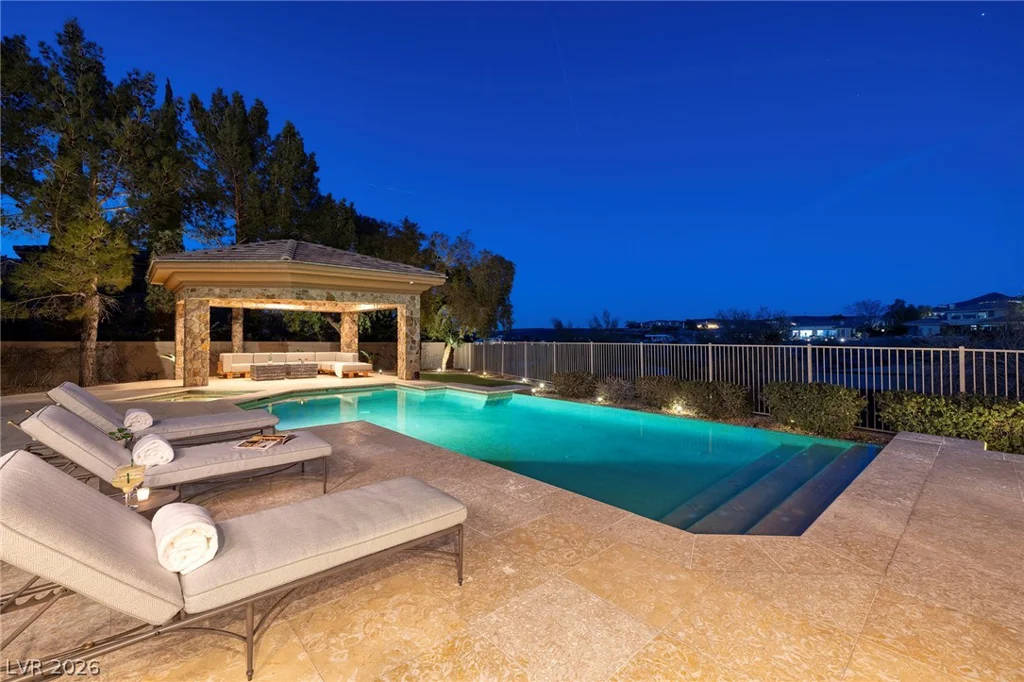 4 Ayden, Henderson, NV 89052