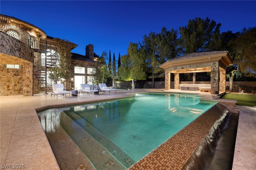 4 Ayden, Henderson, NV 89052