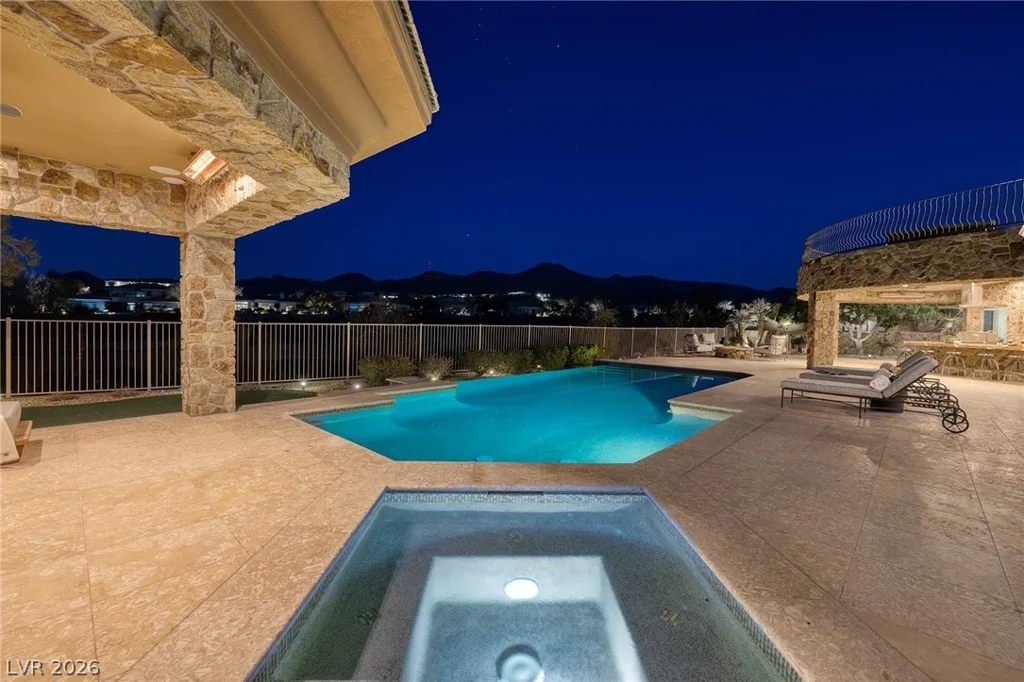4 Ayden, Henderson, NV 89052
