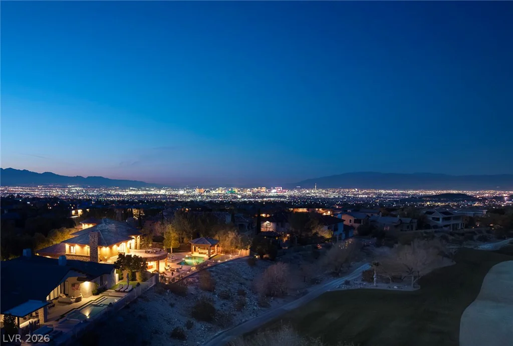 4 Ayden, Henderson, NV 89052