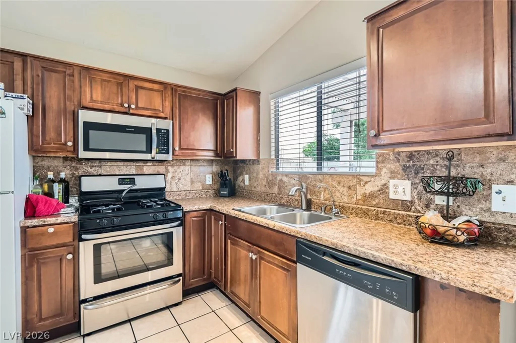 5230 Panguitch, Las Vegas, NV 89122