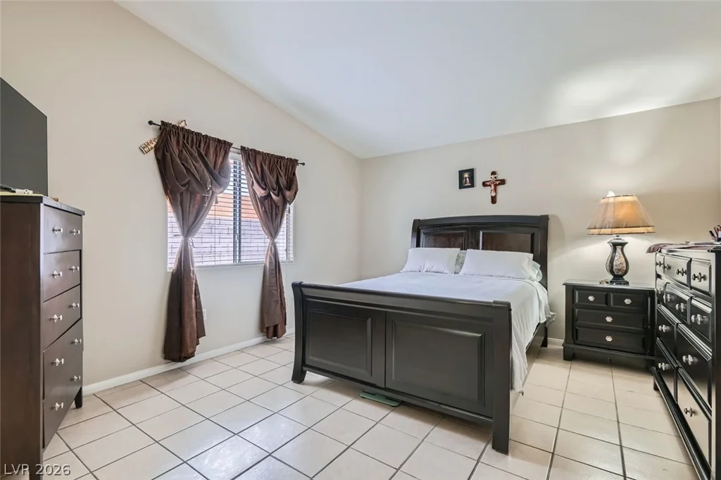 5230 Panguitch, Las Vegas, NV 89122