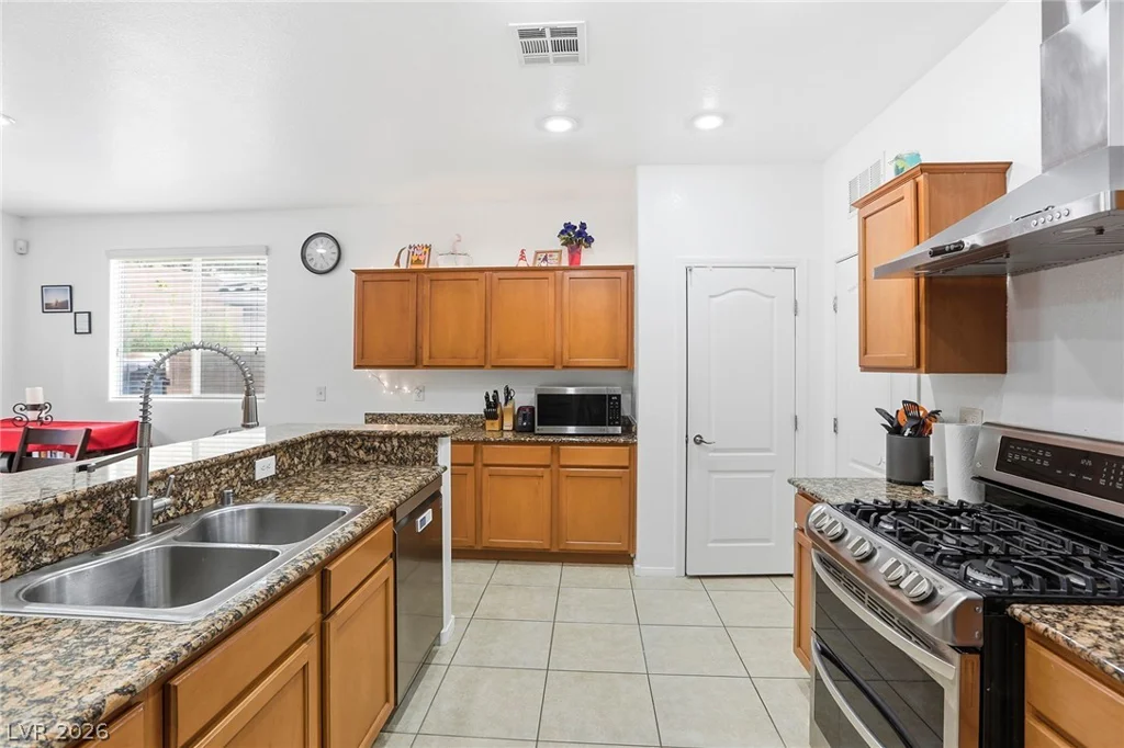9757 Aleutian, Las Vegas, NV 89178